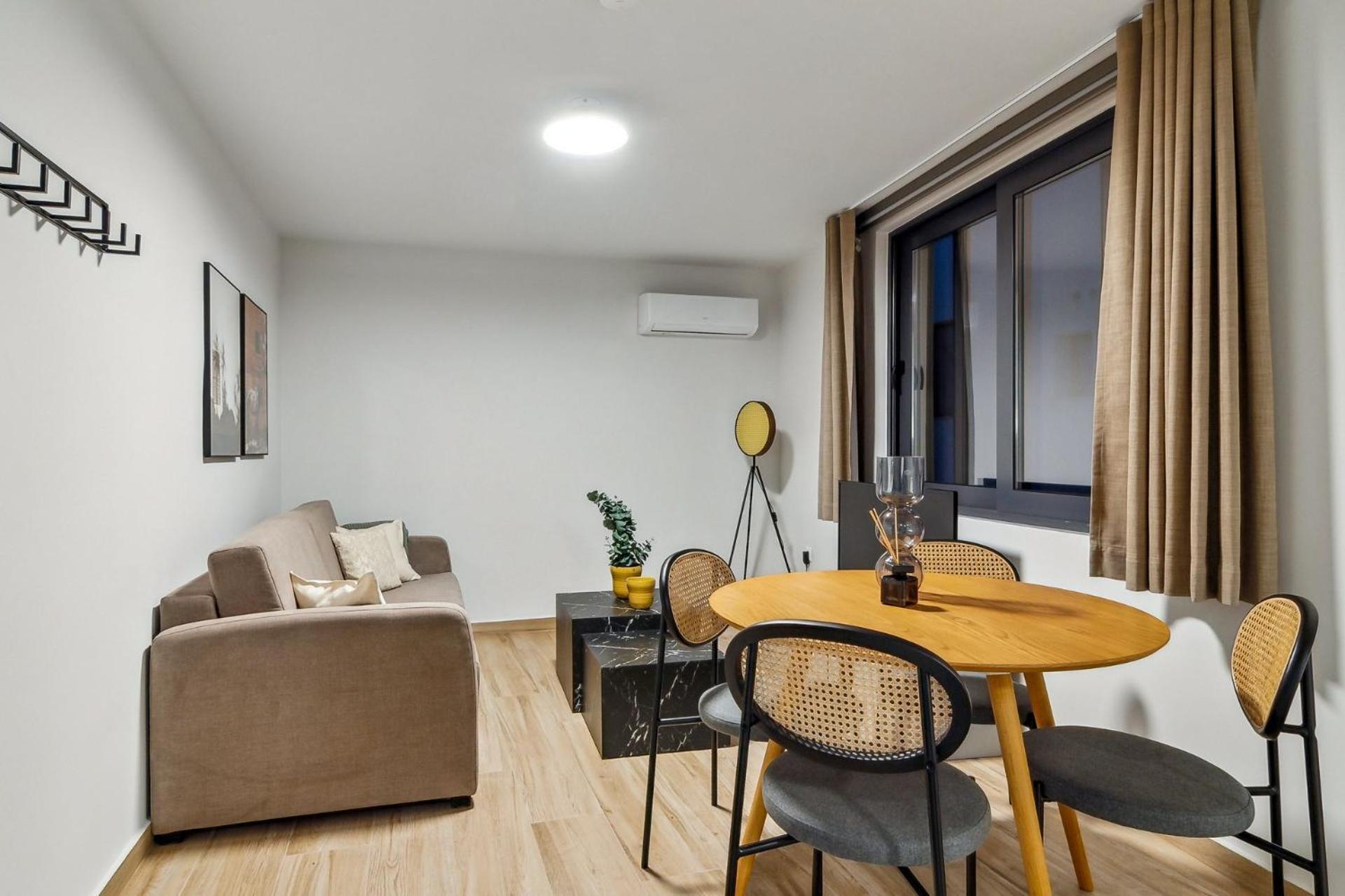 Limehome Athens Solonos City Center Екстер'єр фото