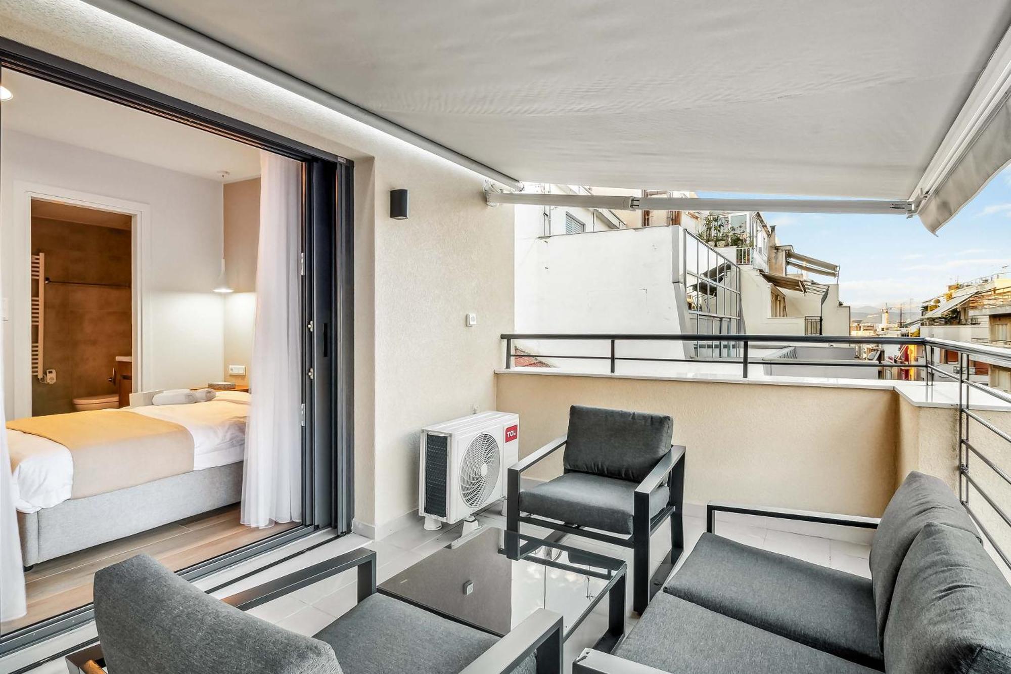 Limehome Athens Solonos City Center Екстер'єр фото